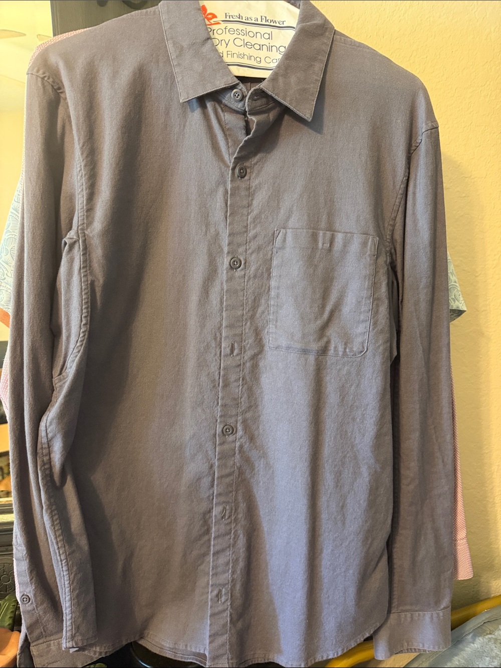 lululemon athletica Men's Button-Up Shirt in Lavender Purple